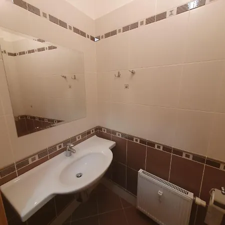 69m2 Na Trzni Kolonade Apartment