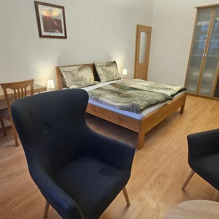 69m2 Na Trzni Kolonade Apartment *